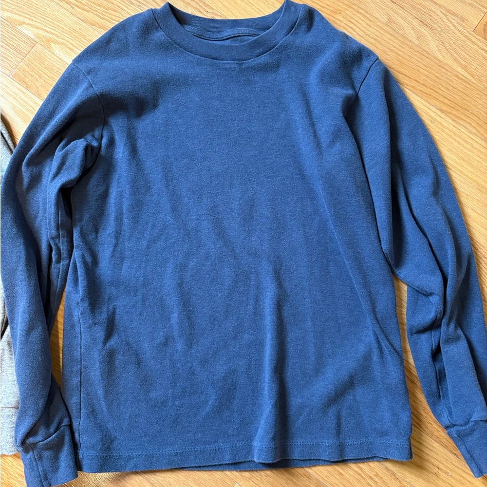 Lot of 2 - Mens Uniqlo Crewneck Long Sleeved Tops XS - Picture 3 of 7
